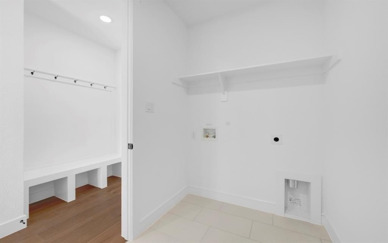 2606 Waverly Drive, Wylie, TX 75098, 5 Bedrooms Bedrooms, ,5 BathroomsBathrooms,Residential,For Sale,2606 Waverly Drive,0,21019603