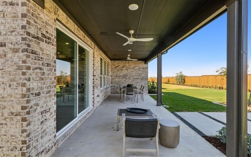 320 Cloverdale Lane, McKinney, TX 75071, 2 Bedrooms Bedrooms, ,2 BathroomsBathrooms,Residential,For Sale,320 Cloverdale Lane,0,21019608