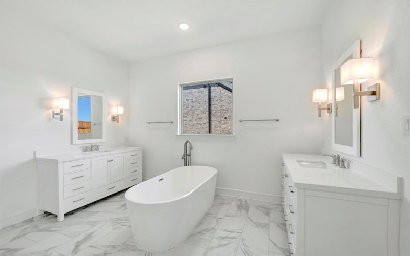 2605 Waverly Drive, Wylie, TX 75098, 4 Bedrooms Bedrooms, ,3 BathroomsBathrooms,Residential,For Sale,2605 Waverly Drive,0,21019636