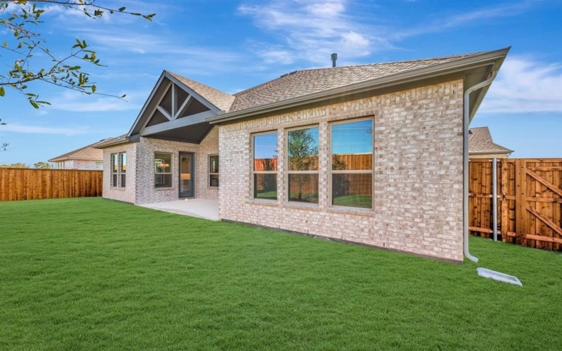 2605 Waverly Drive, Wylie, TX 75098, 4 Bedrooms Bedrooms, ,3 BathroomsBathrooms,Residential,For Sale,2605 Waverly Drive,0,21019636