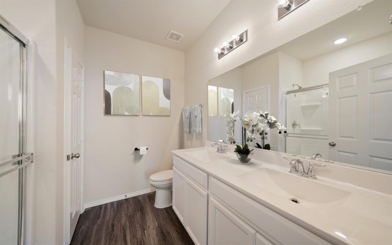 2716 Pecan Park Drive, Denton, TX 76208, 3 Bedrooms Bedrooms, ,2 BathroomsBathrooms,Residential,For Sale,2716 Pecan Park Drive,0,21019725