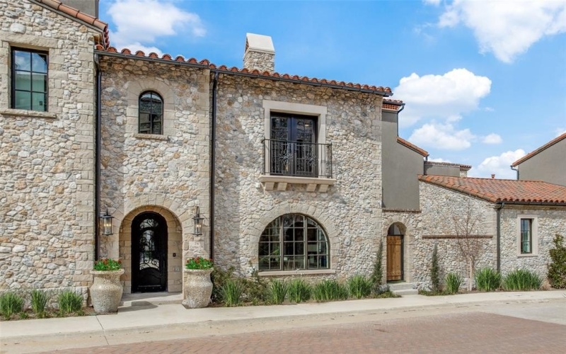 74 Cortes Drive, Westlake, TX 76262, 4 Bedrooms Bedrooms, ,5 BathroomsBathrooms,Residential,For Sale,74 Cortes Drive,0,21019771