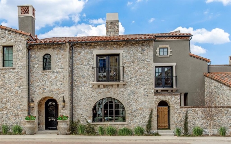 74 Cortes Drive, Westlake, TX 76262, 4 Bedrooms Bedrooms, ,5 BathroomsBathrooms,Residential,For Sale,74 Cortes Drive,0,21019771