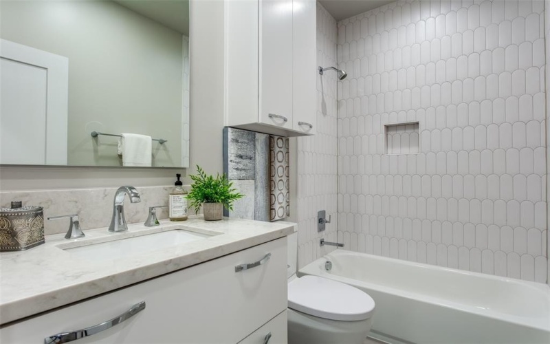 74 Cortes Drive, Westlake, TX 76262, 4 Bedrooms Bedrooms, ,5 BathroomsBathrooms,Residential,For Sale,74 Cortes Drive,0,21019771