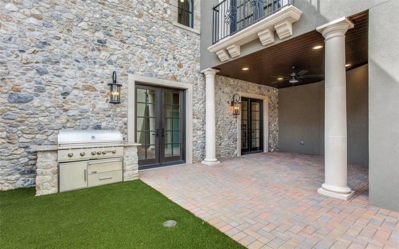 74 Cortes Drive, Westlake, TX 76262, 4 Bedrooms Bedrooms, ,5 BathroomsBathrooms,Residential,For Sale,74 Cortes Drive,0,21019771