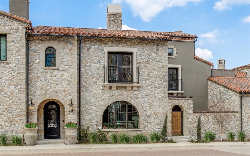 74 Cortes Drive, Westlake, TX 76262, 4 Bedrooms Bedrooms, ,5 BathroomsBathrooms,Residential,For Sale,74 Cortes Drive,0,21019771