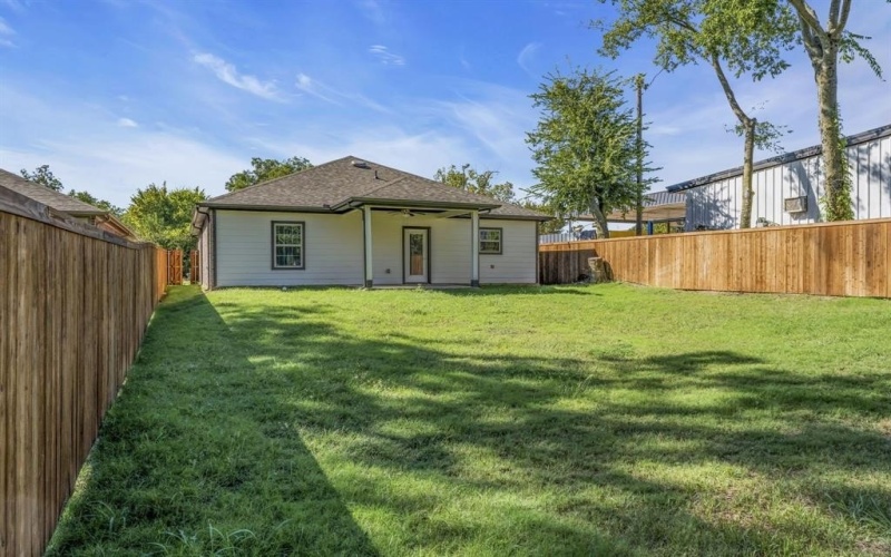 121 W Morton Street, Denison, TX 75021, 3 Bedrooms Bedrooms, ,2 BathroomsBathrooms,Residential,For Sale,121 W Morton Street,21019792