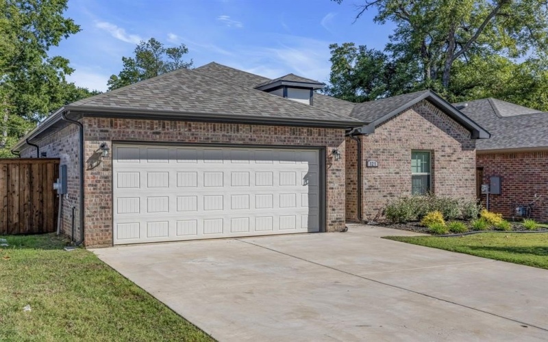 121 W Morton Street, Denison, TX 75021, 3 Bedrooms Bedrooms, ,2 BathroomsBathrooms,Residential,For Sale,121 W Morton Street,21019792