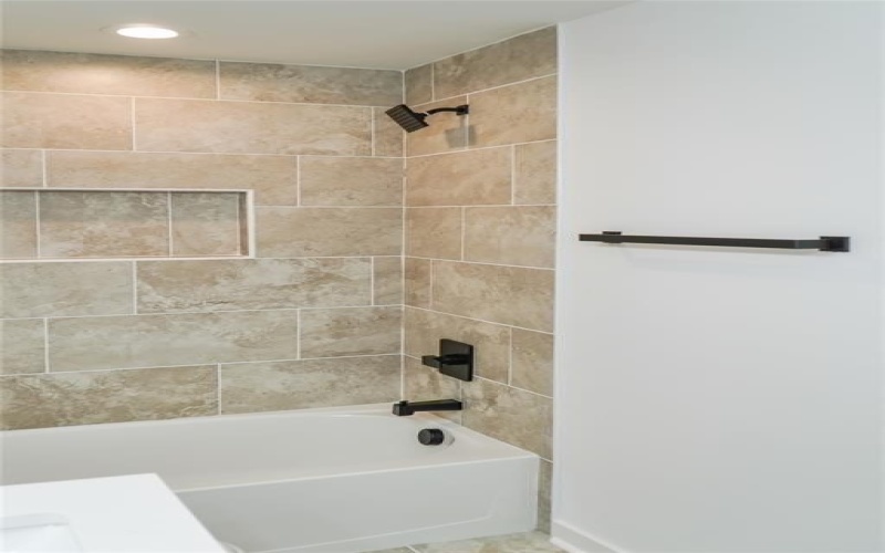 2654 Sutton Street, Dallas, TX 75210, 3 Habitaciones Habitaciones , ,2 BañosBaños,Residential,En Venta,2654 Sutton Street,21019839