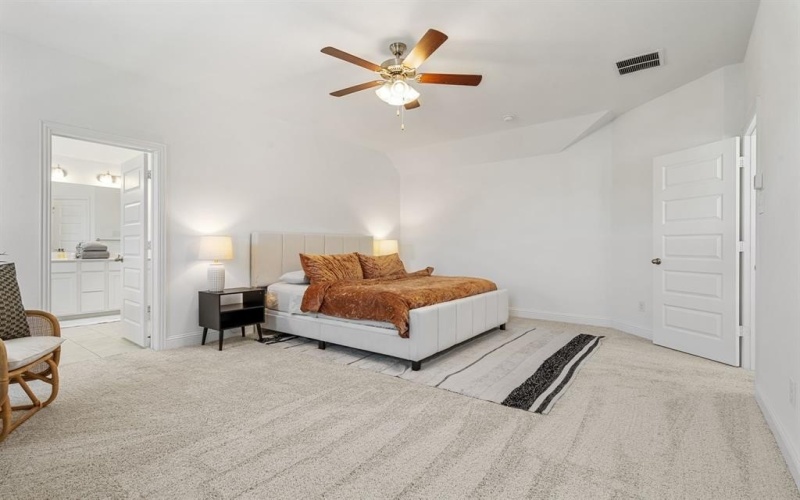 2073 Barx Drive, Little Elm, TX 75068, 4 Bedrooms Bedrooms, ,3 BathroomsBathrooms,Residential,For Sale,2073 Barx Drive,0,21019944