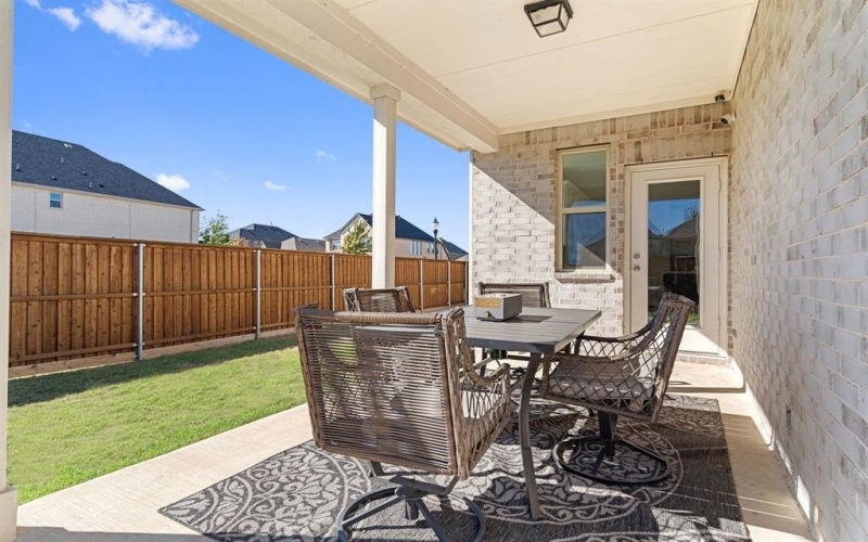 2073 Barx Drive, Little Elm, TX 75068, 4 Bedrooms Bedrooms, ,3 BathroomsBathrooms,Residential,For Sale,2073 Barx Drive,0,21019944