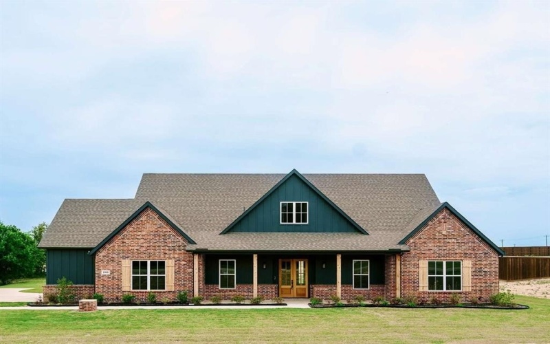 1008 Twin Creeks Drive, Weatherford, TX 76088, 4 Bedrooms Bedrooms, ,2 BathroomsBathrooms,Residential,For Sale,1008 Twin Creeks Drive,0,21020141