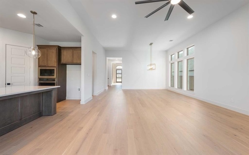 913 River Sky Road, Lavon, TX 75116, 4 Habitaciones Habitaciones , ,3 BañosBaños,Residential,En Venta,913 River Sky Road,0,21020230