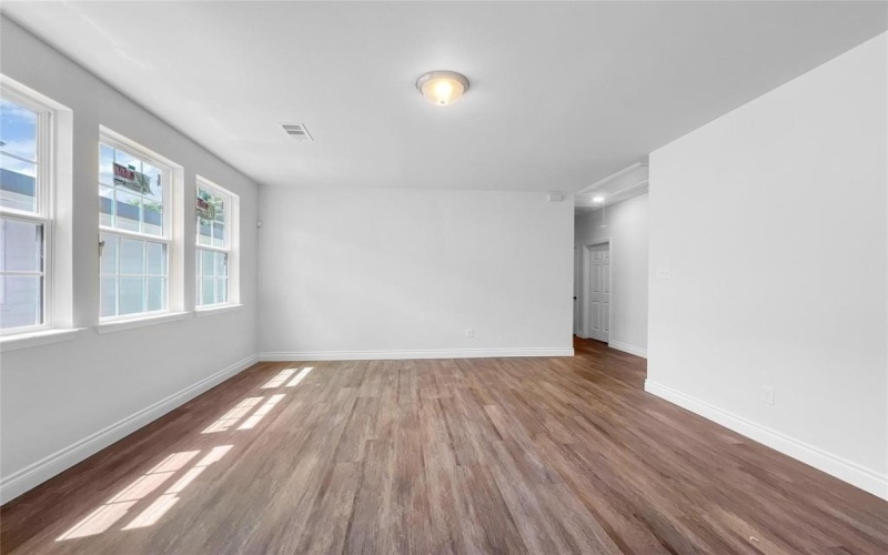 4606 Canal Street, Dallas, TX 75210, 3 Bedrooms Bedrooms, ,2 BathroomsBathrooms,Residential,For Sale,4606 Canal Street,21020277