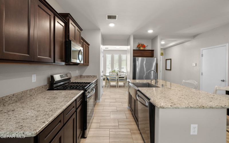 5805 Kobe Bryant Street, El Paso, TX 79924, 3 Bedrooms Bedrooms, ,1 BathroomBathrooms,Residential,For Sale,5805 Kobe Bryant Street,0,927241