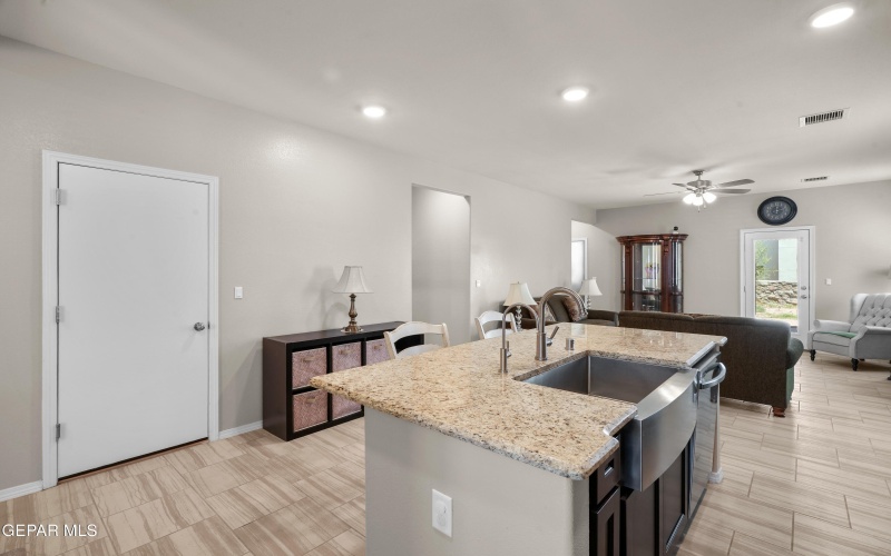 5805 Kobe Bryant Street, El Paso, TX 79924, 3 Bedrooms Bedrooms, ,1 BathroomBathrooms,Residential,For Sale,5805 Kobe Bryant Street,0,927241