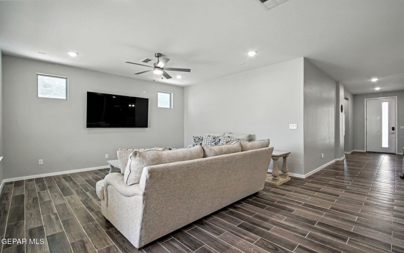 349 Loddon Street, El Paso, TX 79928, 3 Bedrooms Bedrooms, ,2 BathroomsBathrooms,Residential,For Sale,349 Loddon Street,927593