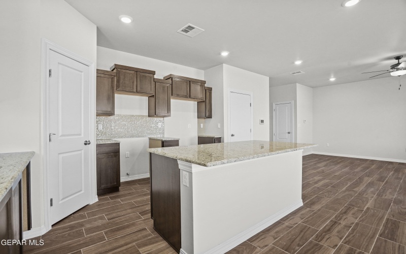 9933 Marie Ann Place, Socorro, TX 79927, 3 Bedrooms Bedrooms, ,1 BathroomBathrooms,Residential,For Sale,9933 Marie Ann Place,927596
