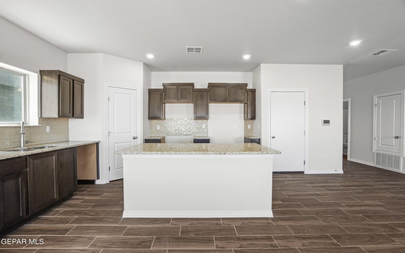 9933 Marie Ann Place, Socorro, TX 79927, 3 Bedrooms Bedrooms, ,1 BathroomBathrooms,Residential,For Sale,9933 Marie Ann Place,927596