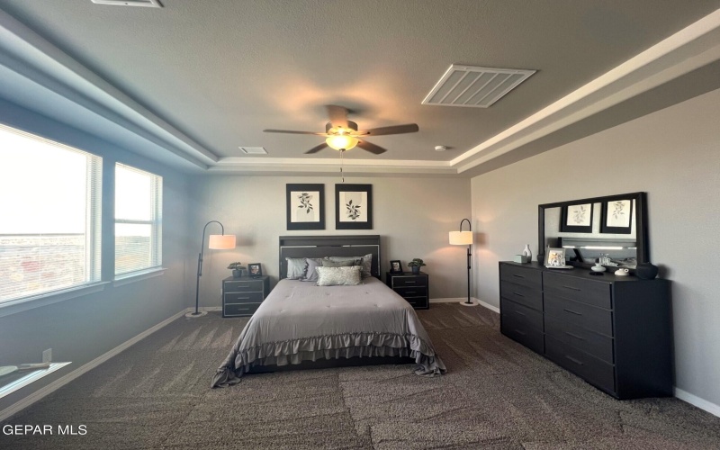 12809 de La Rosa Avenue, El Paso, TX 79928, 4 Bedrooms Bedrooms, ,1 BathroomBathrooms,Residential,For Sale,12809 de La Rosa Avenue,927607