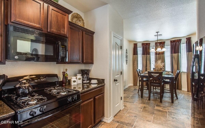 14537 Johnny Mata Drive, El Paso, TX 79938, 3 Bedrooms Bedrooms, ,1 BathroomBathrooms,Residential,For Sale,14537 Johnny Mata Drive,927609