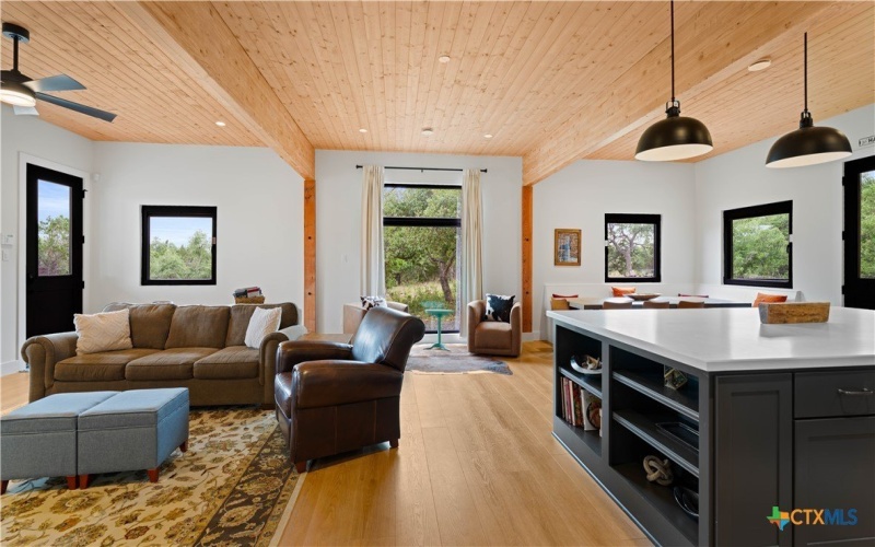 300-c Windmill Cove, Wimberley, TX 78676, 4 Habitaciones Habitaciones , ,3 BañosBaños,Residential,En Venta,300-c Windmill Cove,583610