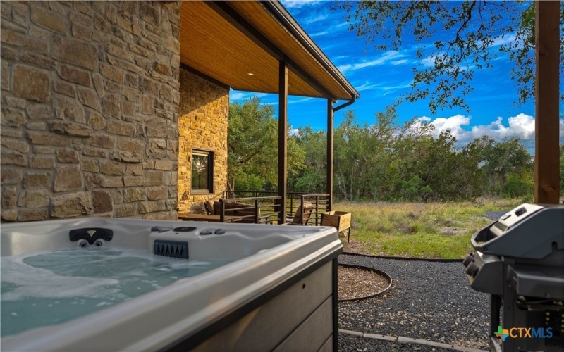 300-c Windmill Cove, Wimberley, TX 78676, 4 Habitaciones Habitaciones , ,3 BañosBaños,Residential,En Venta,300-c Windmill Cove,583610
