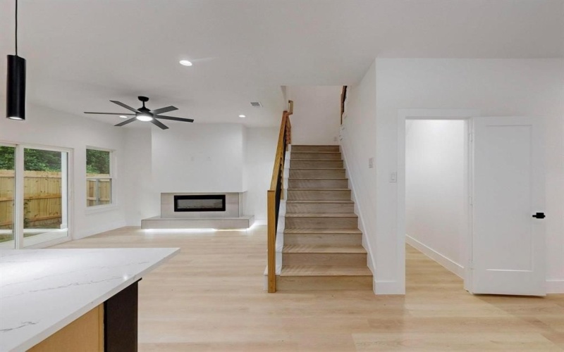 4519 Wahoo Street, Dallas, TX 75210, 3 Habitaciones Habitaciones , ,2 BañosBaños,Residential,En Venta,4519 Wahoo Street,21019420