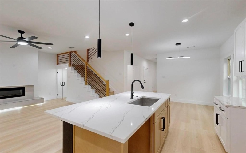4519 Wahoo Street, Dallas, TX 75210, 3 Habitaciones Habitaciones , ,2 BañosBaños,Residential,En Venta,4519 Wahoo Street,21019420
