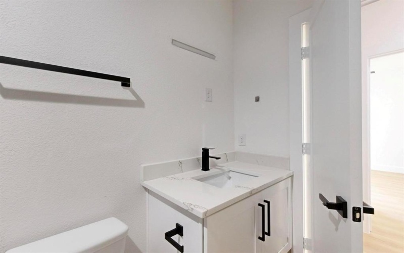 4519 Wahoo Street, Dallas, TX 75210, 3 Habitaciones Habitaciones , ,2 BañosBaños,Residential,En Venta,4519 Wahoo Street,21019420