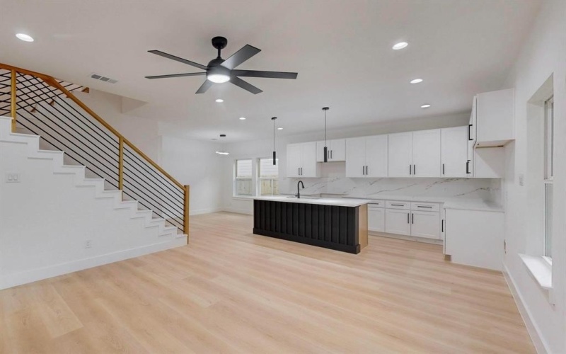 4519 Wahoo Street, Dallas, TX 75210, 3 Habitaciones Habitaciones , ,2 BañosBaños,Residential,En Venta,4519 Wahoo Street,21019420