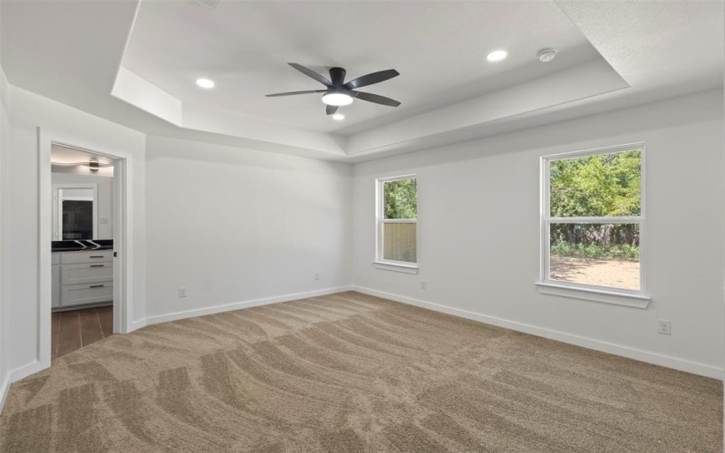 2825 Namur Street, Dallas, TX 75227, 4 Habitaciones Habitaciones , ,2 BañosBaños,Residential,En Venta,2825 Namur Street,21020718