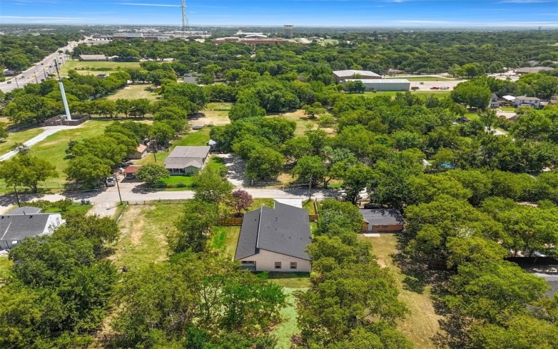 2825 Namur Street, Dallas, TX 75227, 4 Habitaciones Habitaciones , ,2 BañosBaños,Residential,En Venta,2825 Namur Street,21020718