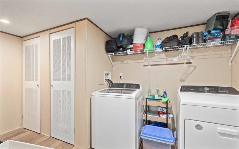 16107 County Road 211, Brookesmith, TX 76827, 9 Bedrooms Bedrooms, ,6 BathroomsBathrooms,Residential,For Sale,16107 County Road 211,21020726
