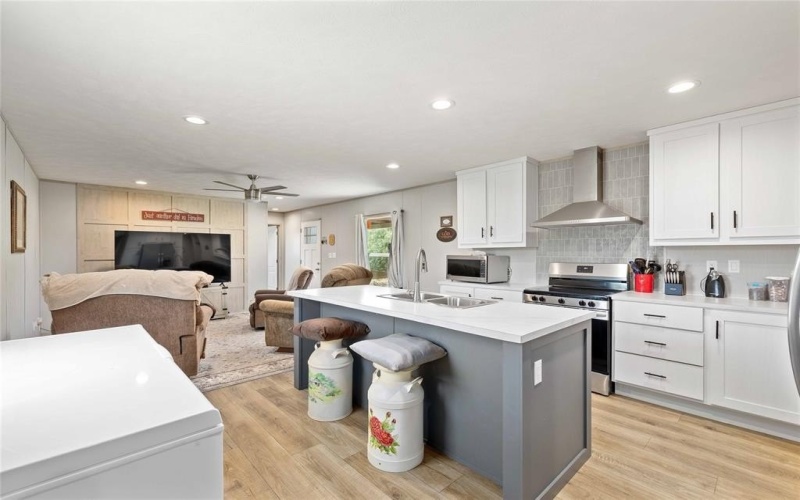 16107 County Road 211, Brookesmith, TX 76827, 9 Bedrooms Bedrooms, ,6 BathroomsBathrooms,Residential,For Sale,16107 County Road 211,21020726