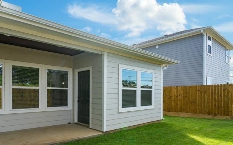 2717 1st Avenue, Dallas, TX 75210, 4 Habitaciones Habitaciones , ,2 BañosBaños,Residential,En Venta,2717 1st Avenue,21020732