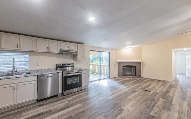 1708 Billie Drive, Weatherford, TX 76085, 3 Bedrooms Bedrooms, ,2 BathroomsBathrooms,Residential,For Sale,1708 Billie Drive,0,21001631