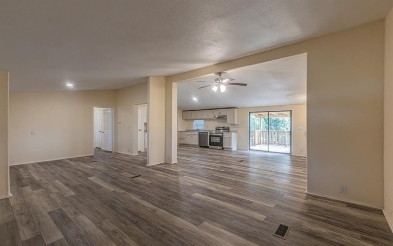 1708 Billie Drive, Weatherford, TX 76085, 3 Bedrooms Bedrooms, ,2 BathroomsBathrooms,Residential,For Sale,1708 Billie Drive,0,21001631