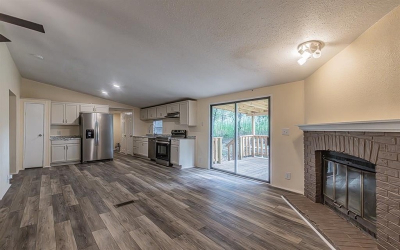 1708 Billie Drive, Weatherford, TX 76085, 3 Bedrooms Bedrooms, ,2 BathroomsBathrooms,Residential,For Sale,1708 Billie Drive,0,21001631