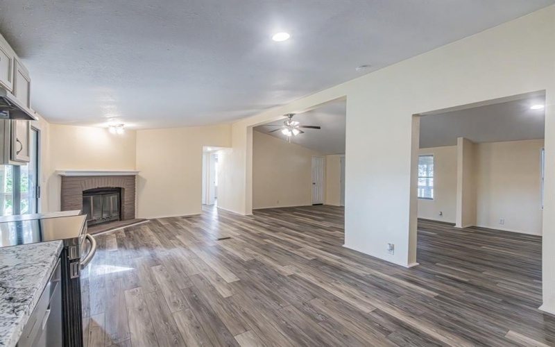 1708 Billie Drive, Weatherford, TX 76085, 3 Bedrooms Bedrooms, ,2 BathroomsBathrooms,Residential,For Sale,1708 Billie Drive,0,21001631