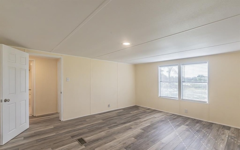 1708 Billie Drive, Weatherford, TX 76085, 3 Bedrooms Bedrooms, ,2 BathroomsBathrooms,Residential,For Sale,1708 Billie Drive,0,21001631