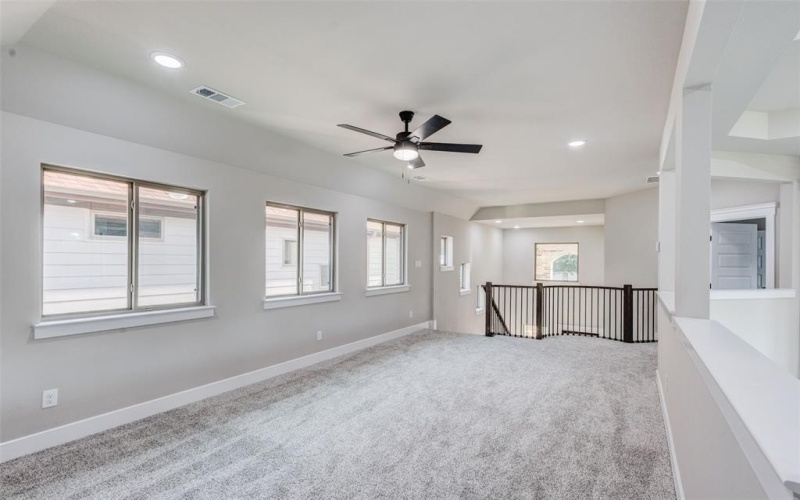 408 Larry Drive, Irving, TX 75060, 5 Bedrooms Bedrooms, ,3 BathroomsBathrooms,Residential,For Sale,408 Larry Drive,21020894