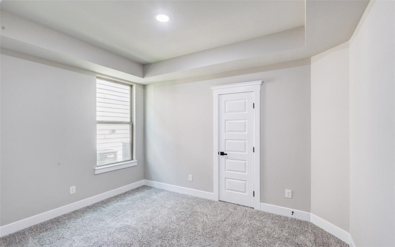 408 Larry Drive, Irving, TX 75060, 5 Bedrooms Bedrooms, ,3 BathroomsBathrooms,Residential,For Sale,408 Larry Drive,21020894