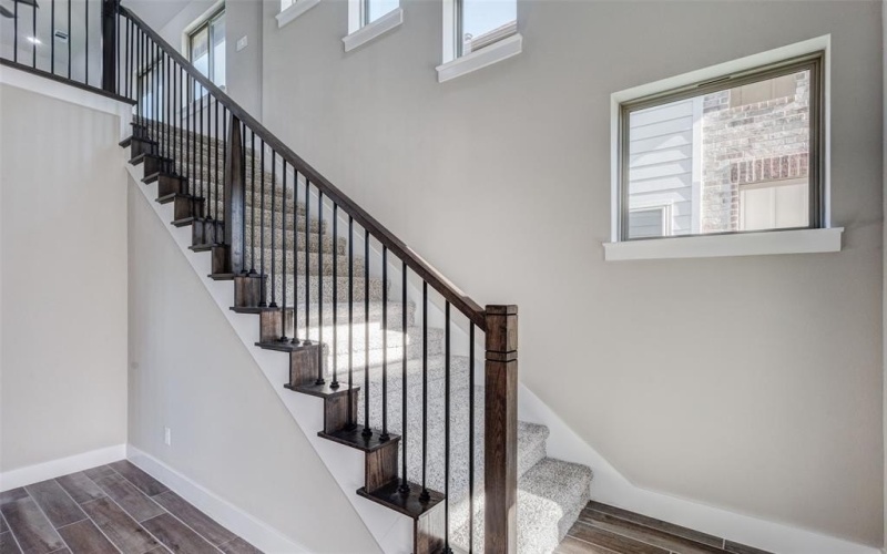 408 Larry Drive, Irving, TX 75060, 5 Bedrooms Bedrooms, ,3 BathroomsBathrooms,Residential,For Sale,408 Larry Drive,21020894