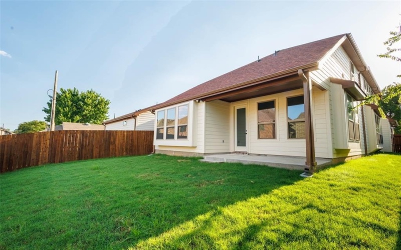 408 Larry Drive, Irving, TX 75060, 5 Bedrooms Bedrooms, ,3 BathroomsBathrooms,Residential,For Sale,408 Larry Drive,21020894