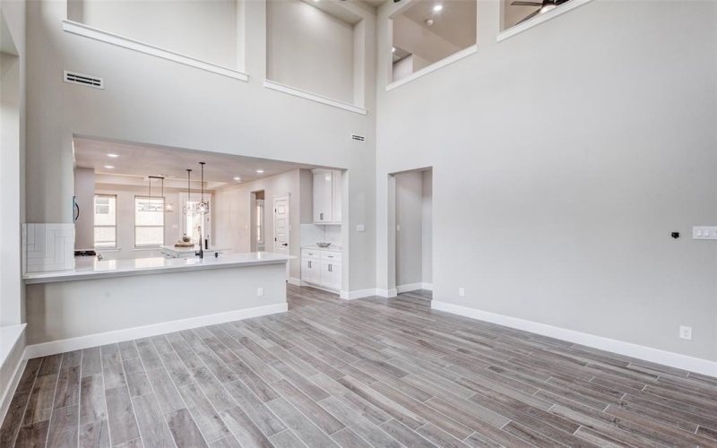 408 Larry Drive, Irving, TX 75060, 5 Bedrooms Bedrooms, ,3 BathroomsBathrooms,Residential,For Sale,408 Larry Drive,21020894