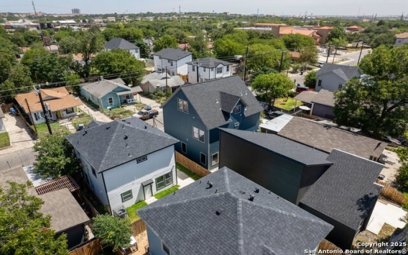 1515 Lamar, San Antonio, TX 78202, 3 Bedrooms Bedrooms, ,3 BathroomsBathrooms,Residential,For Sale,1515 Lamar,1889586