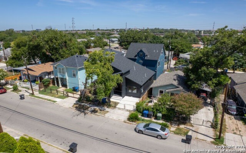 1515 Lamar, San Antonio, TX 78202, 3 Bedrooms Bedrooms, ,3 BathroomsBathrooms,Residential,For Sale,1515 Lamar,1889586