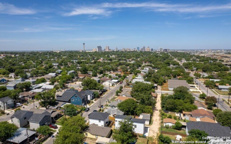 1515 Lamar, San Antonio, TX 78202, 3 Bedrooms Bedrooms, ,3 BathroomsBathrooms,Residential,For Sale,1515 Lamar,1889586