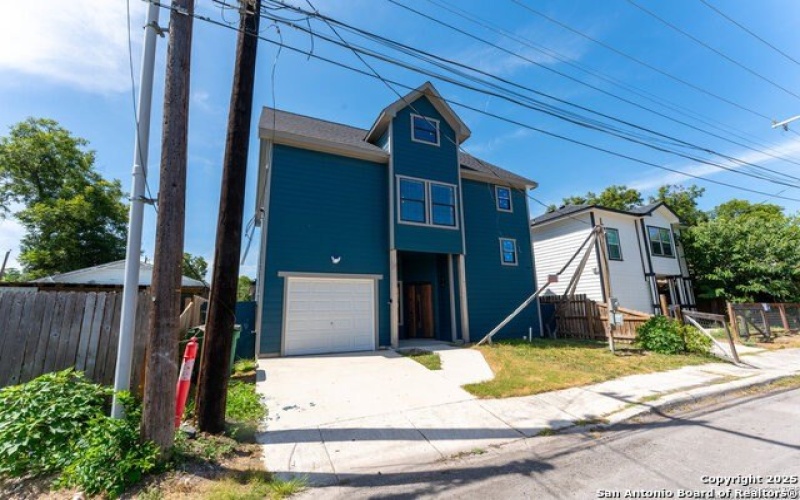 314 Gabriel, San Antonio, TX 78202, 3 Bedrooms Bedrooms, ,3 BathroomsBathrooms,Residential,For Sale,314 Gabriel,1889587